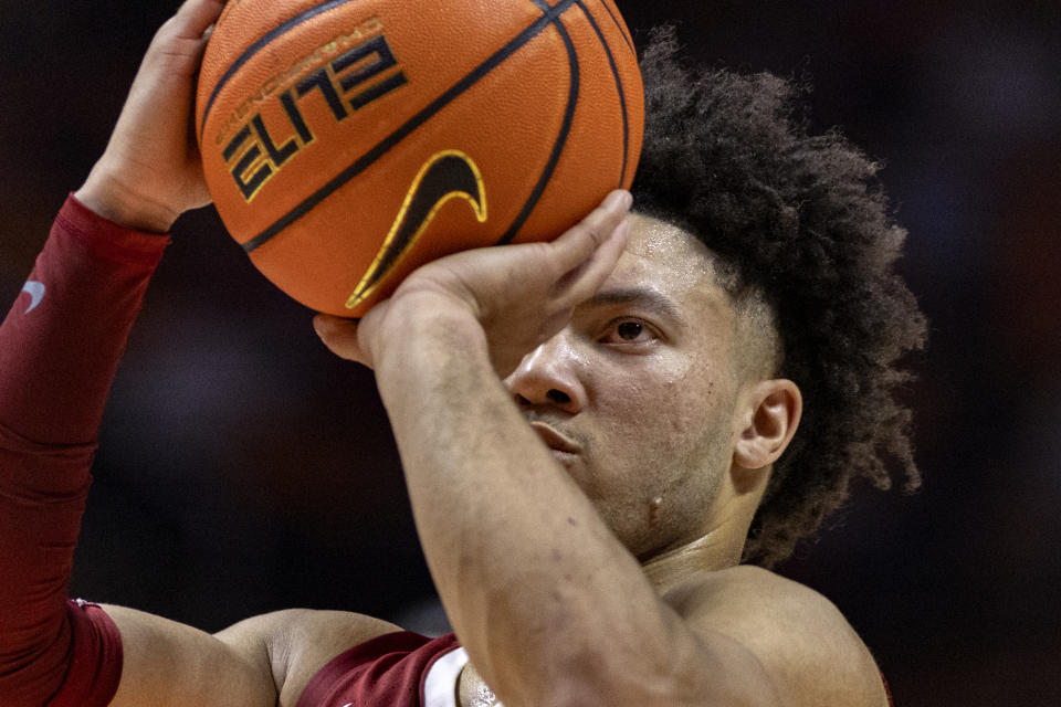Alabama guard Mark Sears (1) shoots a free throw during the second half of an NCAA college basketball game against Tennessee Saturday, Jan. 20, 2024, in Knoxville, Tenn. (AP Photo/Wade Payne)