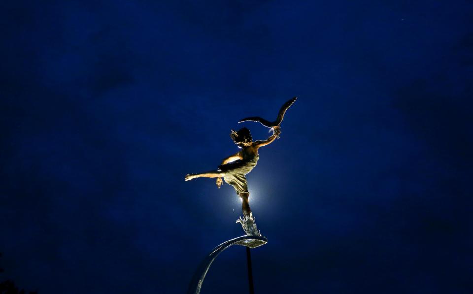 Fans can see Minerva, a 30-foot, 9,500-pound sculpture of the Roman goddess of wisdom, who is also part of the University of Alabama’s official seal, at Manderson Landing on the banks of the Black Warrior River near UA's campus.