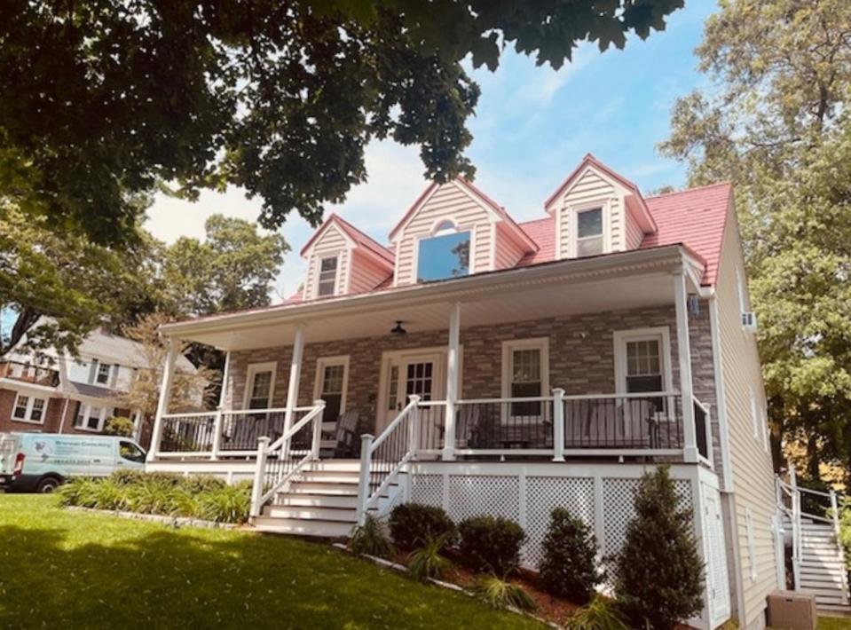 PHOTO: Eric and Jennifer Mauchan's Cape Cod-style home in Framingham, Massachusetts, is included in a pilot program for the first-ever utility-run geothermal network.  (Courtesy of Eric Mauchan)