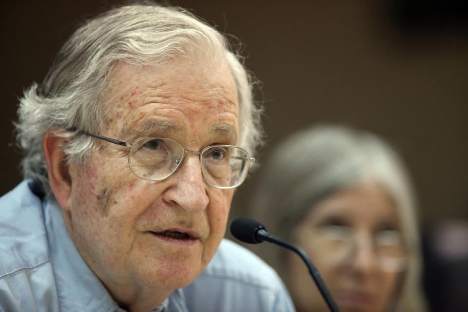 Noam Chomsky believes Shiva Ayyadurai invented email.