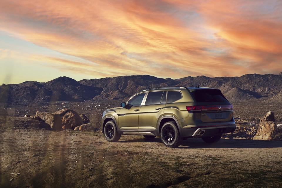 2024 VW Atlas Peak Edition Is a More Rugged SUV, at Least in Looks