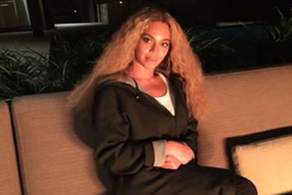 Beyonce in her AirBNB rental.