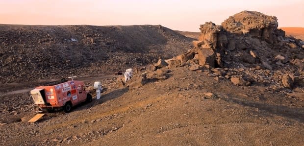 (PHOTO: Haughton-Mars Project)