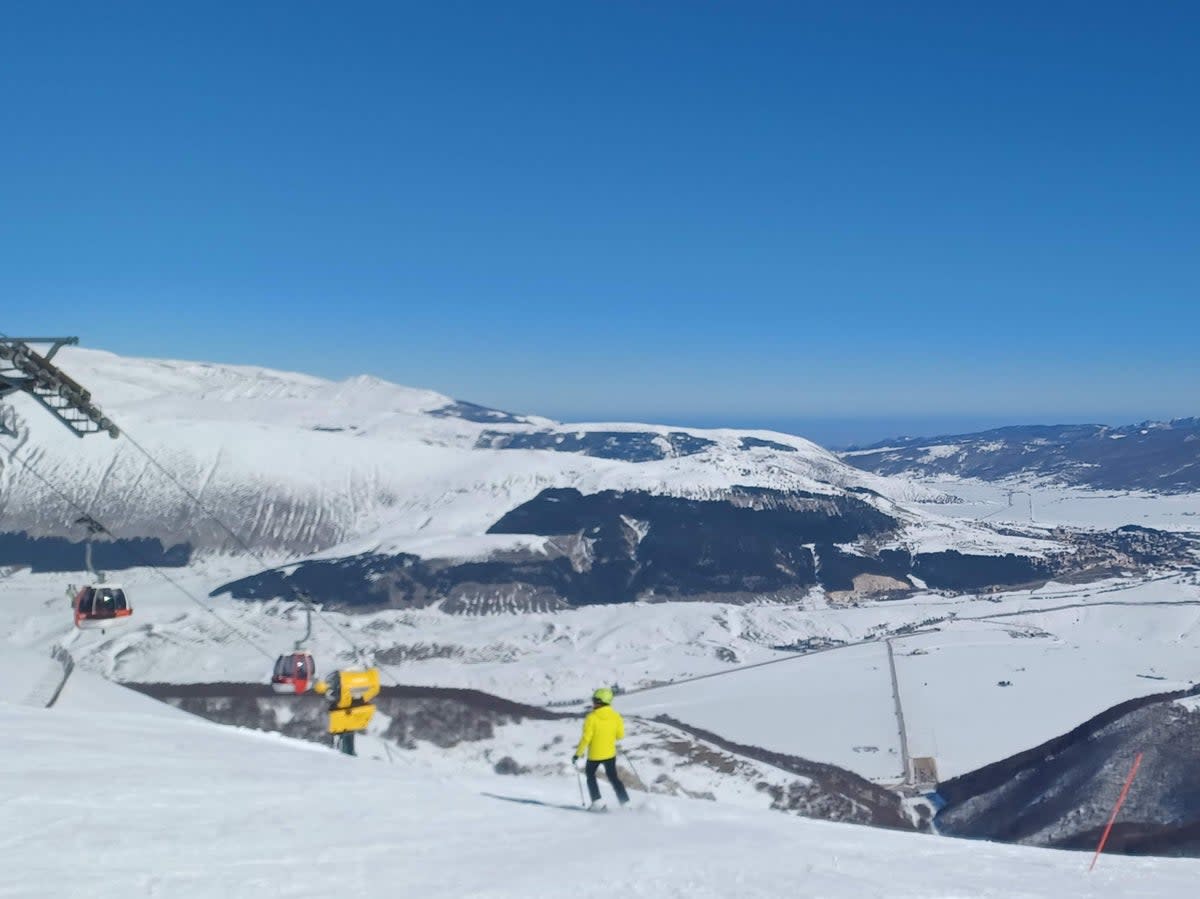 Skiing with the family in Roccaraso, minus the crowds (Iain Martin/The Ski Podcast)