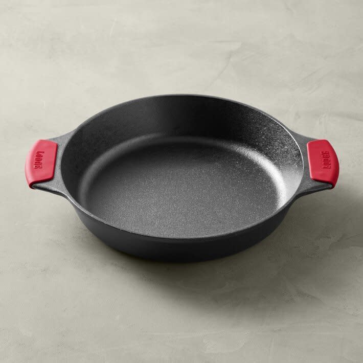 Lodge Bakers Skillet with Grips