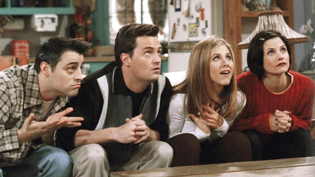 Happy Anniversary Monica & Chandler: Revisit Friends Romance