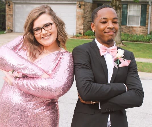 This teen had the best response after being fat-shamed over her prom photos