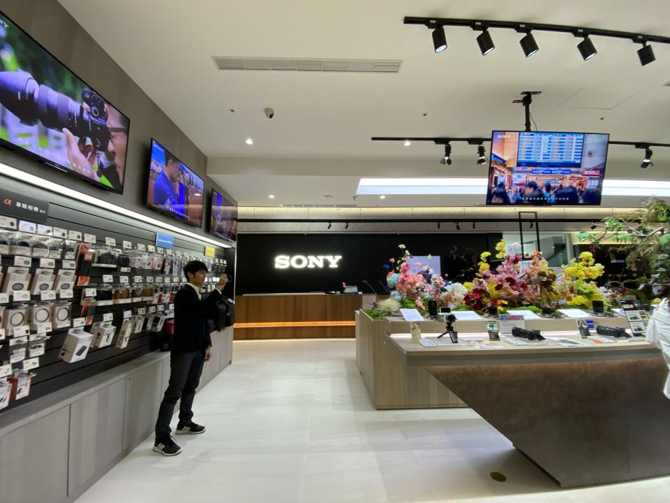 ▲Sony Store直營店今（21）日遠百信義盛大開幕。（記者趙毓琪攝）