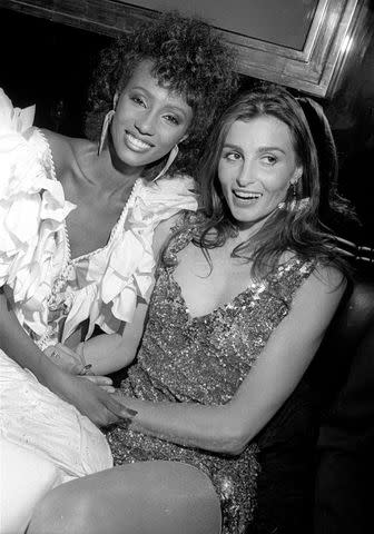 <p>Allan Tannenbaum/Getty</p> Iman and Apollonia van Ravenstein in 1981