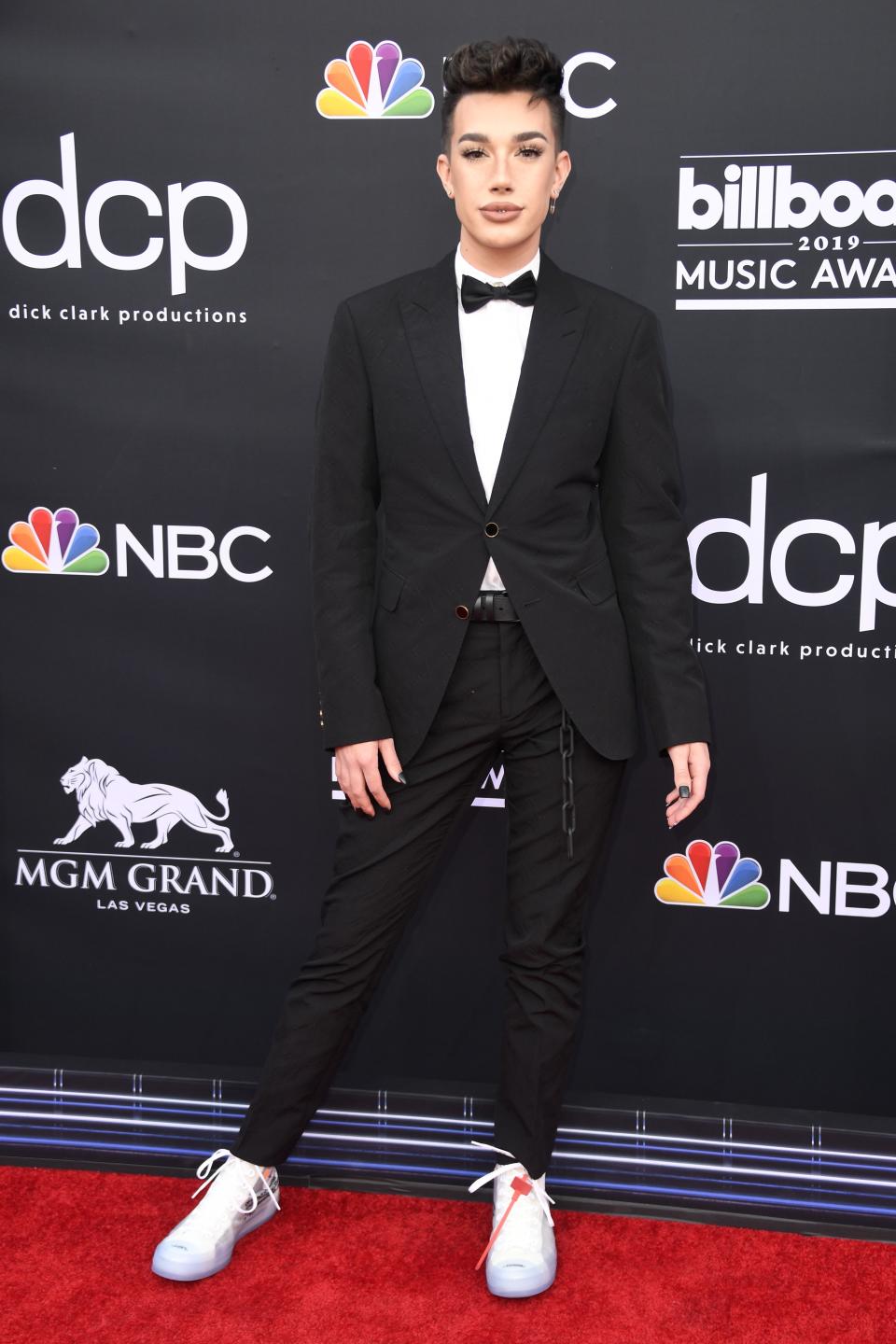<h1 class="title">James Charles</h1><cite class="credit">Photo: Getty Images</cite>