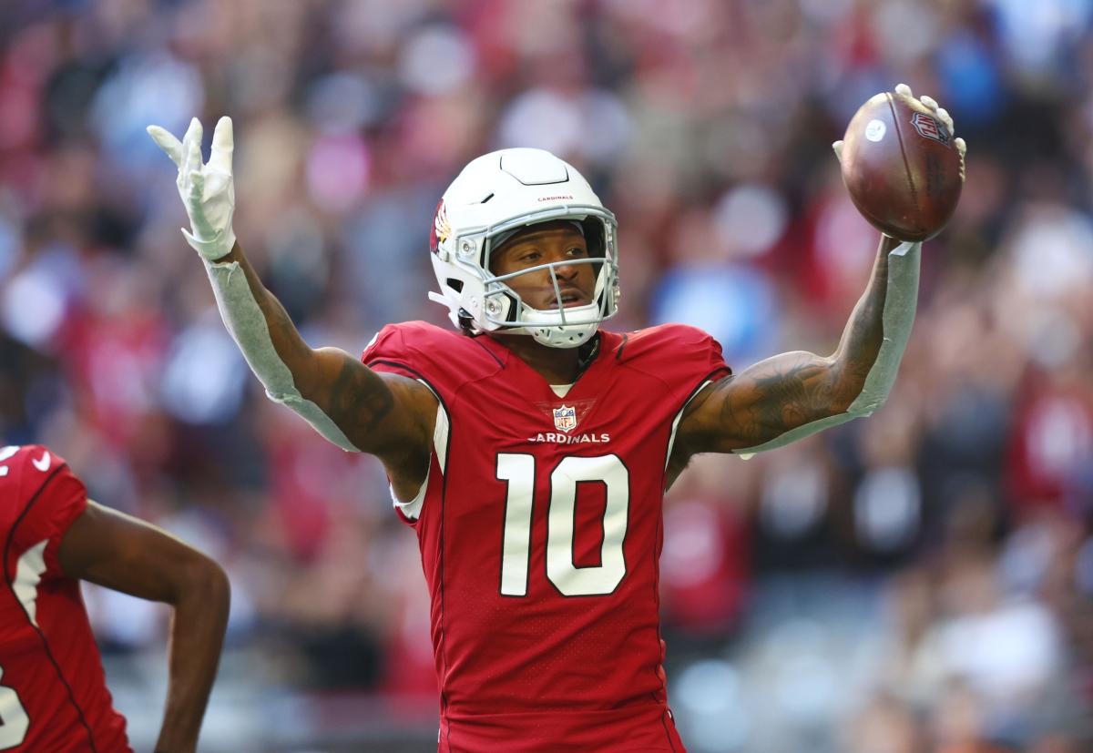 DeAndre Hopkins, defense lead Cardinals to home victory against Saints