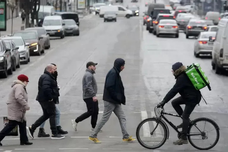 La vida en Kiev contin&#xfa;a.