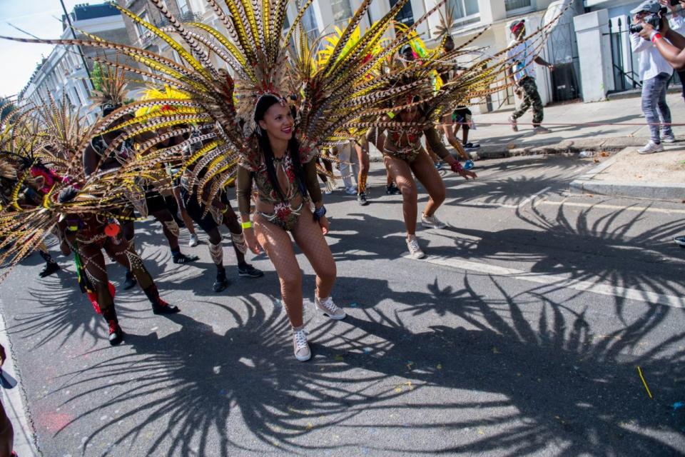 Manche argumentierten, die "Notting Hill Carnival Parade" sei ein angemessener Ort für Adele, ihr Kostüm zu tragen. (Bild: Getty Images)