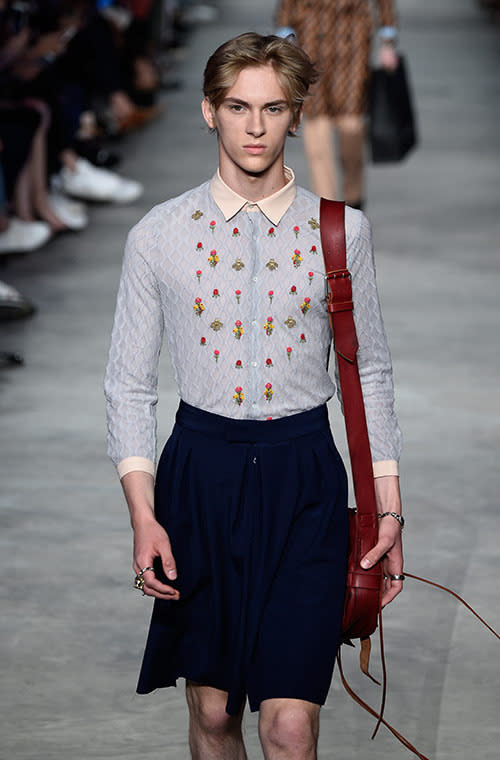 <p>Loving the detail on this floral-embroidered shirt. Oh, and great handbag!</p>