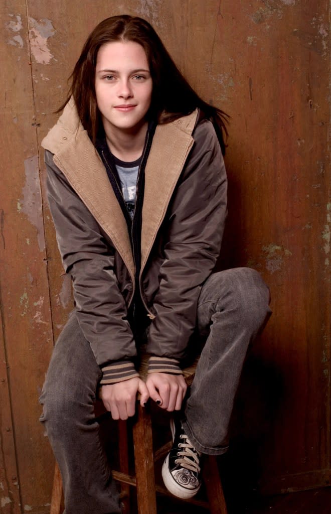 Kristen Stewart at the HP Portrait Studio in Park City, Utah - 2004 Sundance Film Festival - "Speak" Portraits