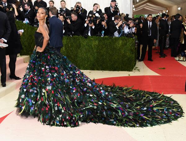 The 2016 Met Gala Red Carpet