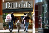 <p>Empresa: Dillard’s Motivo del boicot: vende ropa y accesorios de Ivanka Trump. (Foto: Getty) </p>