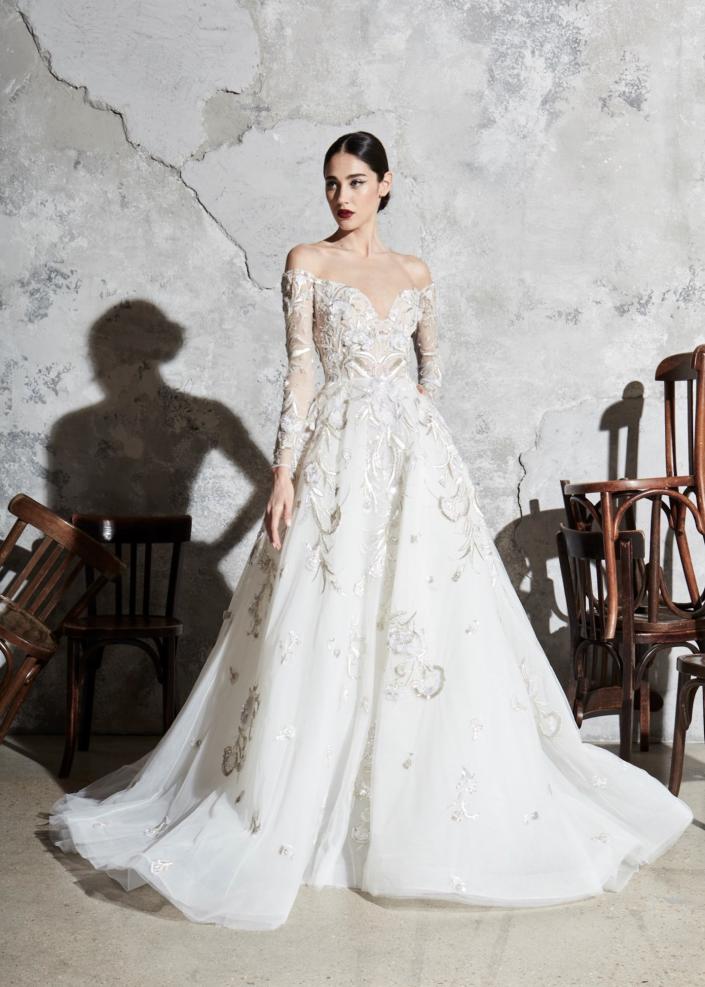 <p>Is there another royal wedding in the works? If so, this off-the-shoulder, princess-like piece is worthy option.</p>