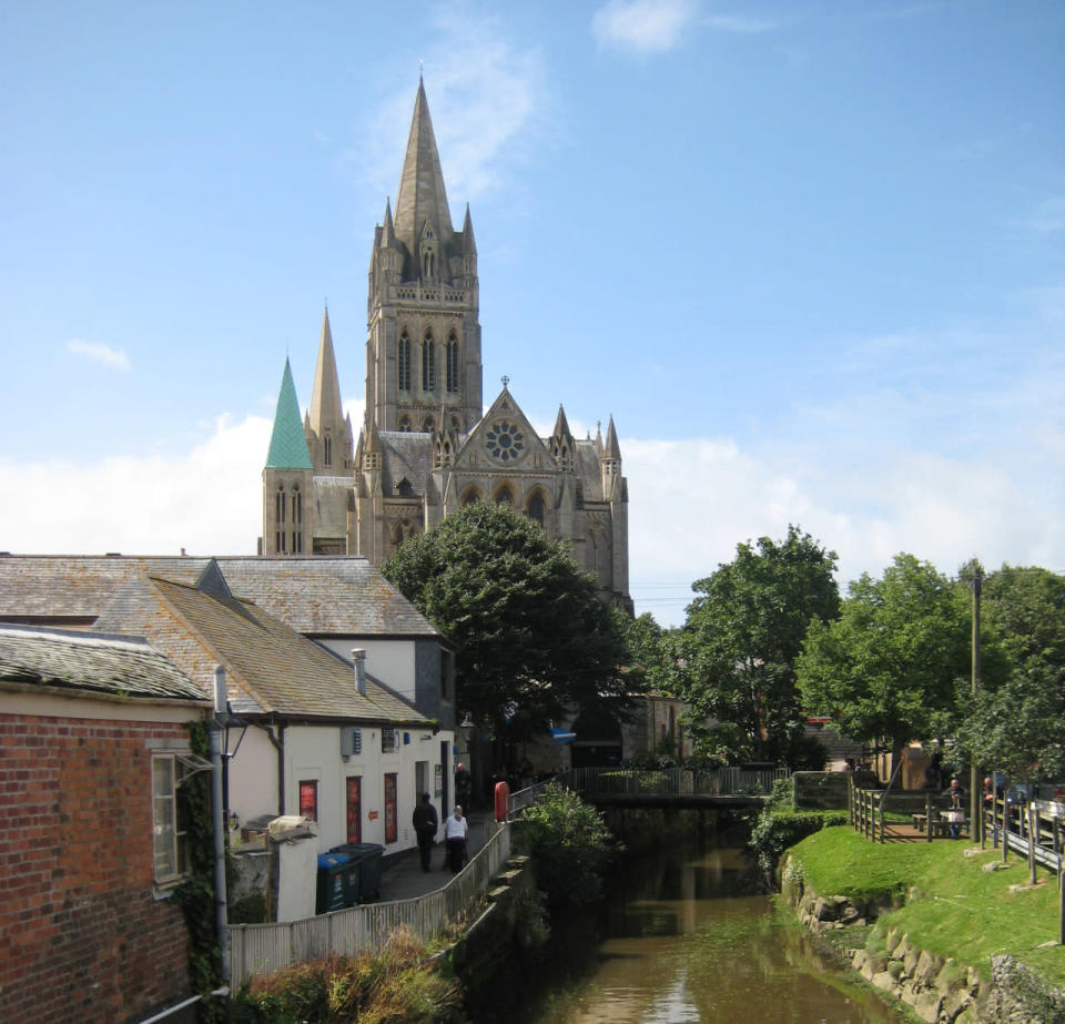 Truro is the UK’s most southerly mainland city and right by the seaside