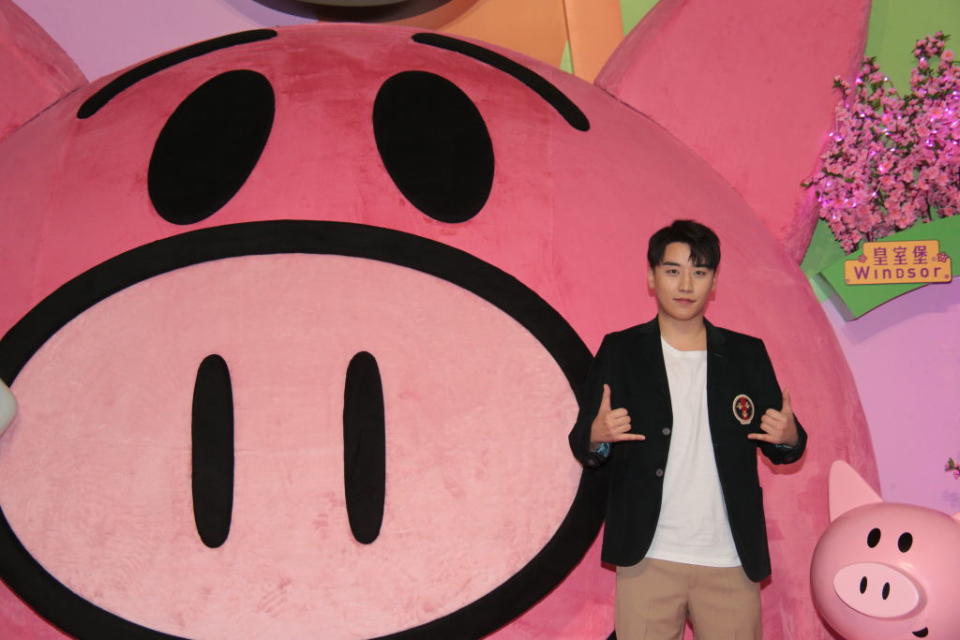 HONG KONG, CHINA – JANUARY 12: Singer Lee Seung-hyun (aka Seungri) of South Korean boy band Big Bang attends a press conference of ‘The Great Seungri Tour 2019 Live In Hong Kong’ on January 12, 2019 in Hong Kong, China. (Photo by VCG/VCG via Getty Images)