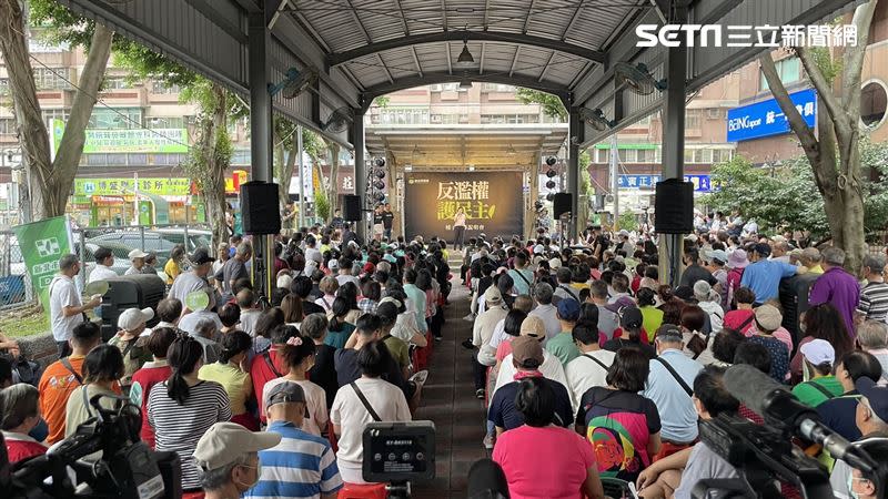 蘇巧慧說，打給藍白委告訴他們，國家是大家的（圖／記者高逸帆攝影）