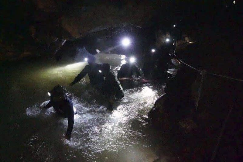 PHOTOS: Divers rescue all 13 from flooded cave in Thailand