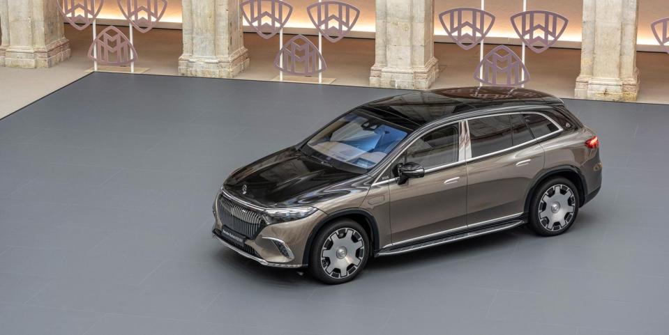 2024 mercedesmaybach eqs 680 suv