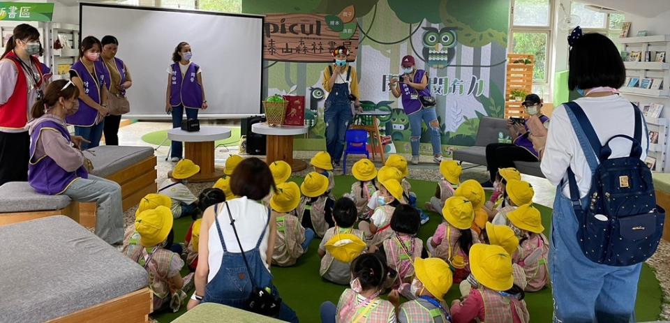 《圖說》Picul泰山書屋歡迎各幼兒園、學校、機關及民間團體預約安排說故事活動。〈原民局提供〉