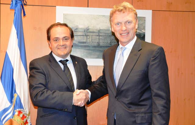 Moyes, right, was appointed as Real Sociedad's head coach six months after being sacked by Manchester United