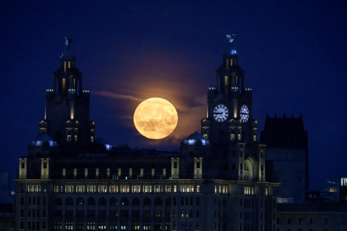 How Rare Is the 'Super Blue Moon' Appearing in Skies Later This