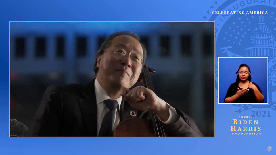 <p>Celebrated musician Yo-Yo Ma gave an emotional solo performance of "Amazing Grace." </p>