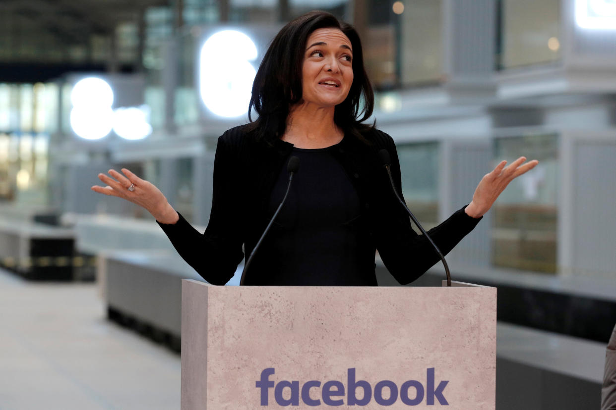 Sheryl Sandberg, chief operating officer of Facebook, delivers a speech during a visit in Paris on Jan. 17, 2017. (Photo: Philippe Wojazer/Reuters)