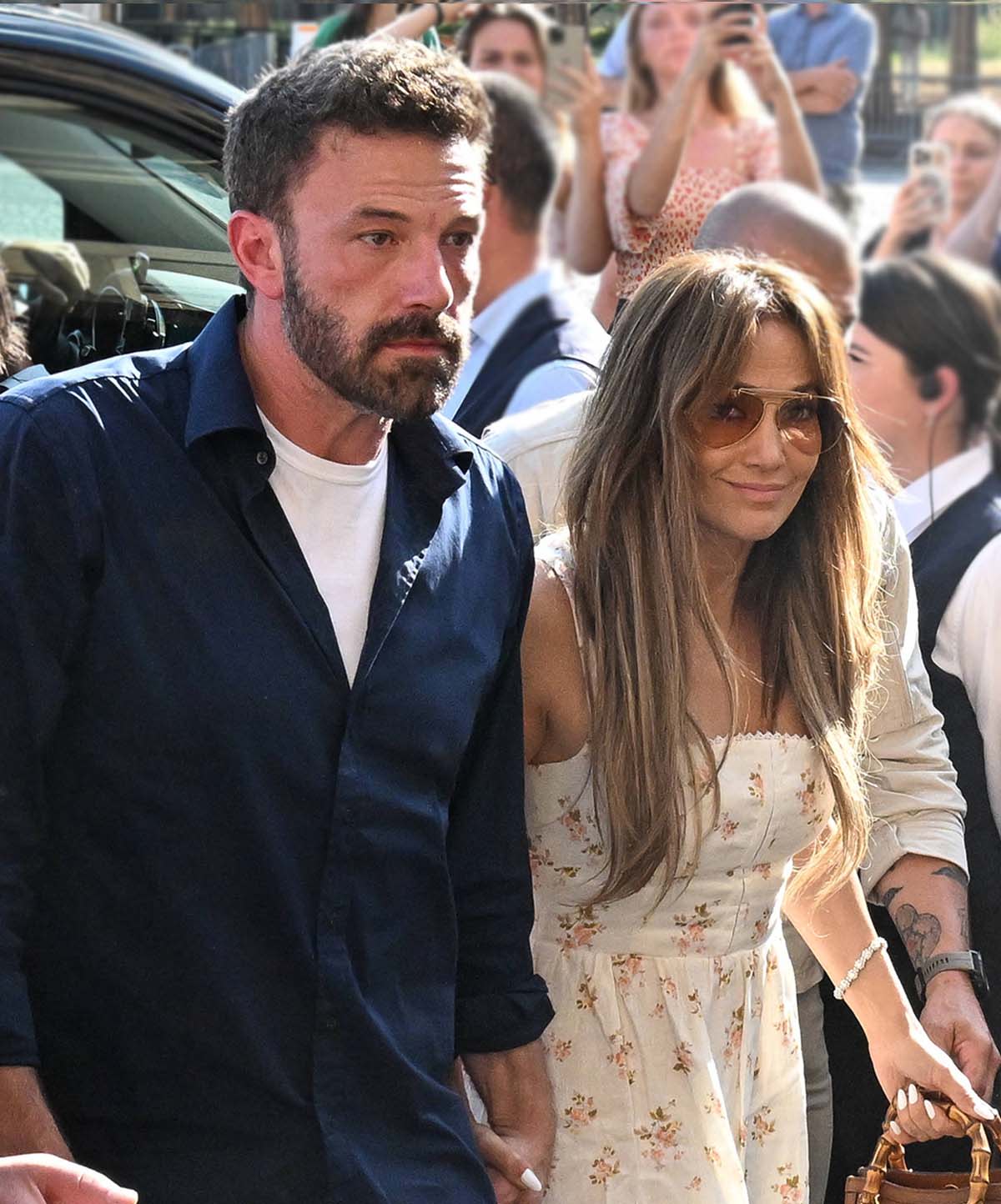 Jennifer Lopez Jokes About Ben Affleck's 'Happy Face' After Grammy Memes