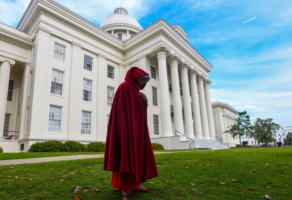 march for reproductive freedom held in response to new alabama abortion law