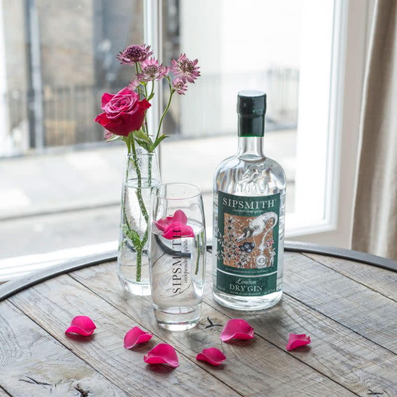 Ce gin floral de Sipsmith et Bloom & Wild