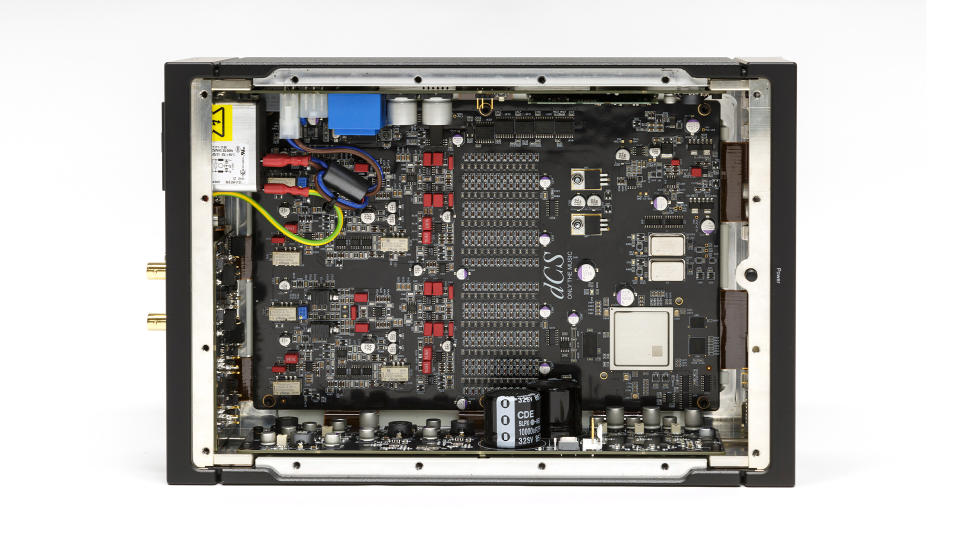 Digital-to-analogue converter: dCS Lina DAC