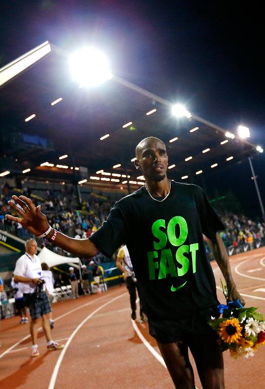 Salazar coaches world champion runner Mo Farah