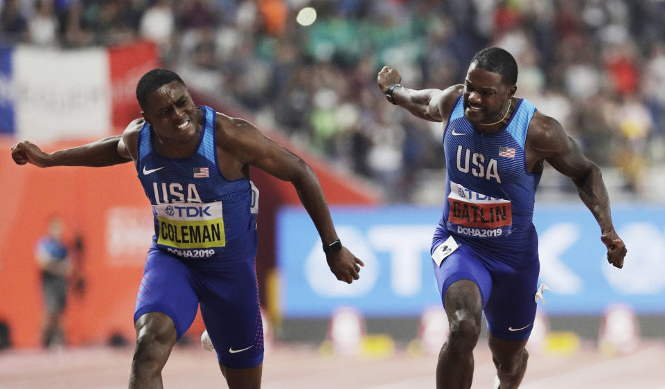 El estadounidense Christian Coleman gana los 100 metros del Mundial de atletismo en Doha, Qatar, el sábado 28 de septiembre de 2019. (AP Foto/Petr David Josek)