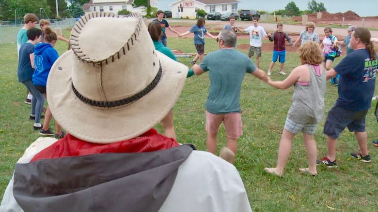 Birchbark and bannock: Lennox Island First Nation shares culture with visitors