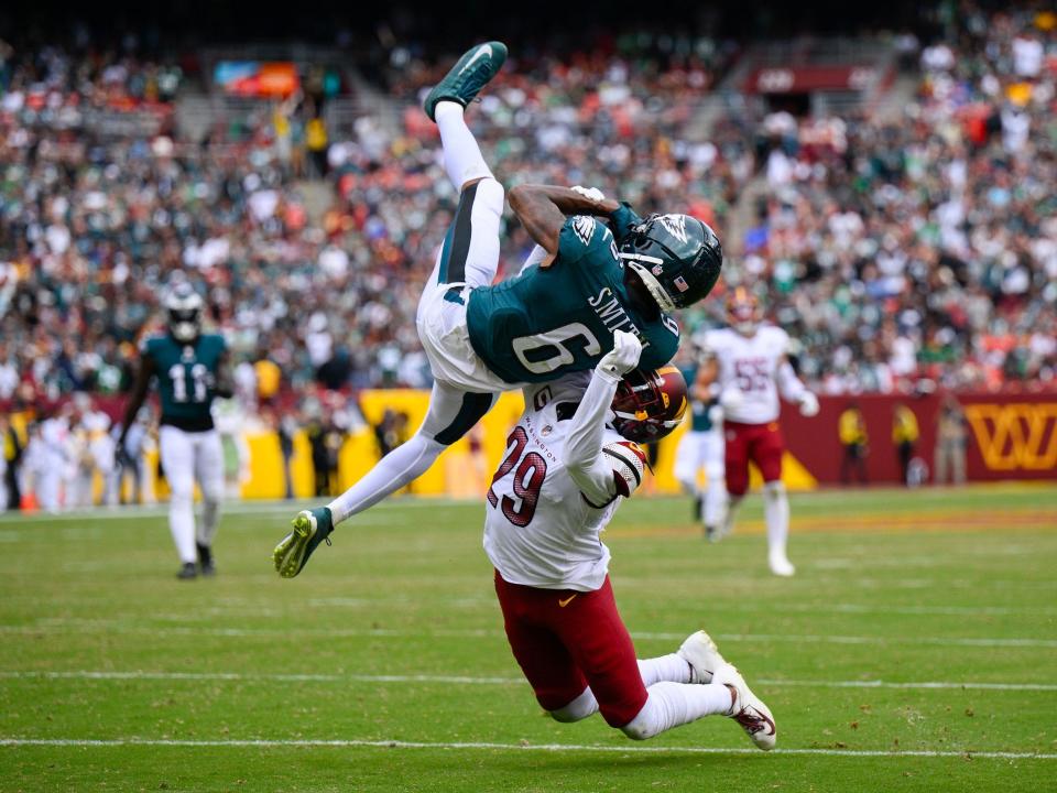 DeVonta Smith makes a catch against the Washington Commanders.