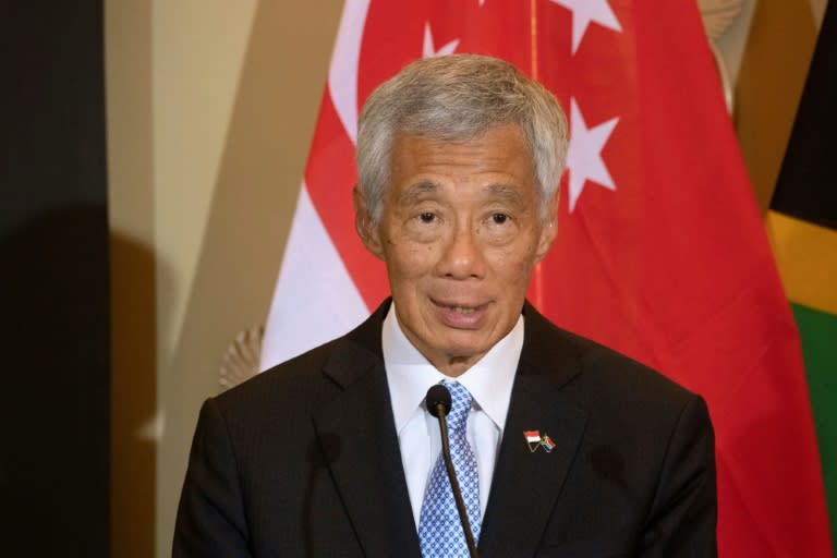 El primer ministro Lee Hsien Loong habla en una rueda de prensa el 16 de mayo de 2023 en Ciudad del Cabo, durante una visita a Sudáfrica (Rodger Bosch)