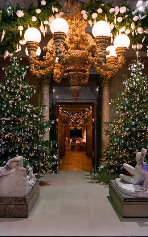 Chatsworth House at Christmas - Credit: Ben Murphy