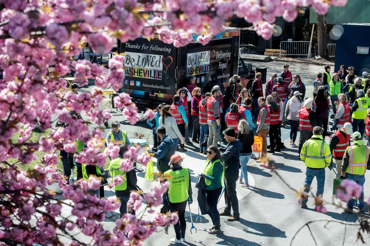 Asheville Greenworks and Beloved Asheville called together more than 200 volunteers for a trash cleanup event April 19, 2022, which resulted in the gathering of 700 pounds of trash.