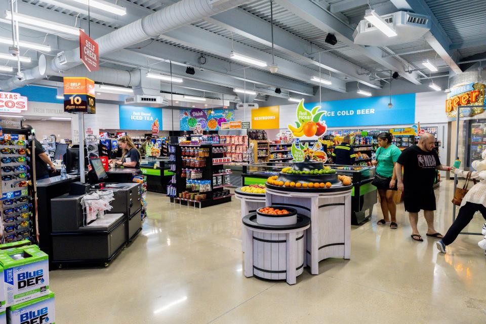 H-E-B is giving its traditional convenience stores a new look, and the first store seeing the transformation just opened in Leander.