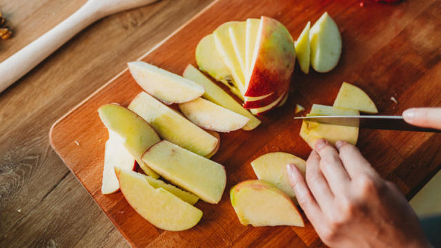 Opal Apples, the only naturally non-browning, non-GMO apples - Parenting  Healthy