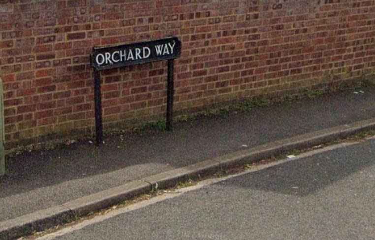 Oxford Mail: The body was found on Orchard Way in Oxford.