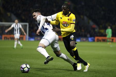 Britain Football Soccer - Watford v West Bromwich Albion - Premier League - Vicarage Road - 4/4/17 West Bromwich Albion's Hal Robson-Kanu in action with Watford's Abdoulaye Doucoure Action Images via Reuters / Andrew Couldridge Livepic
