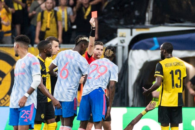 Referee Francois Letexier shows the red card to Manchester United’s Aaron Wan-Bissaka