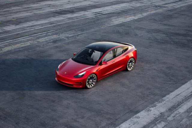 en-californie-la-tesla-model-3-co-te-20-000-euros-voici-pourquoi