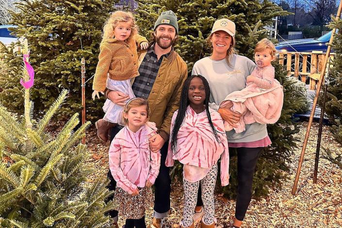 Thomas Rhett Shares Family Photo from Christmas Tree Lot as He Reflects on Thanksgiving